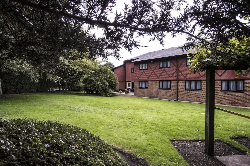 Hilton Garden Inn Abingdon Oxford Exterior photo