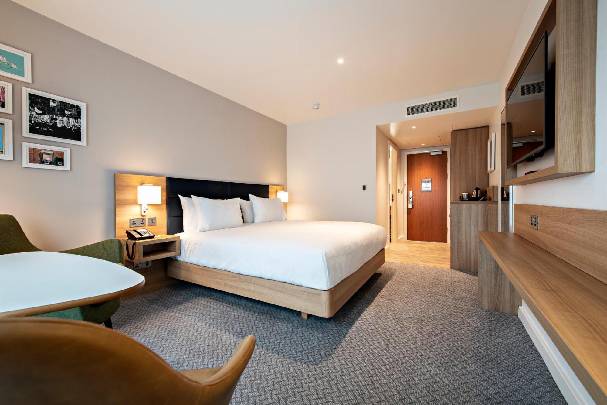 Hilton Garden Inn Abingdon Oxford Exterior photo