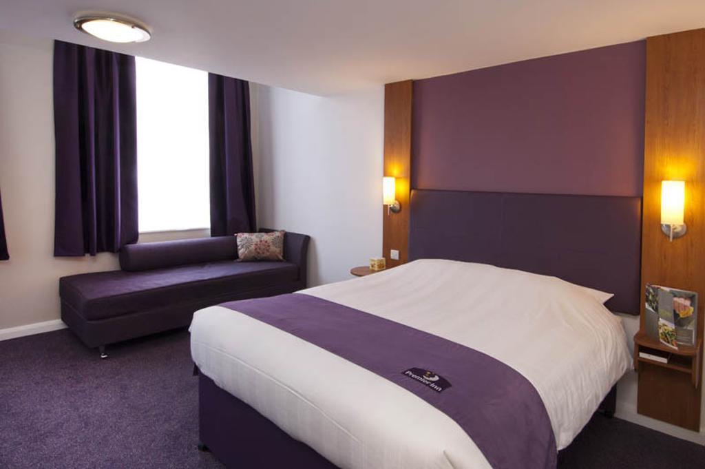 Hilton Garden Inn Abingdon Oxford Exterior photo