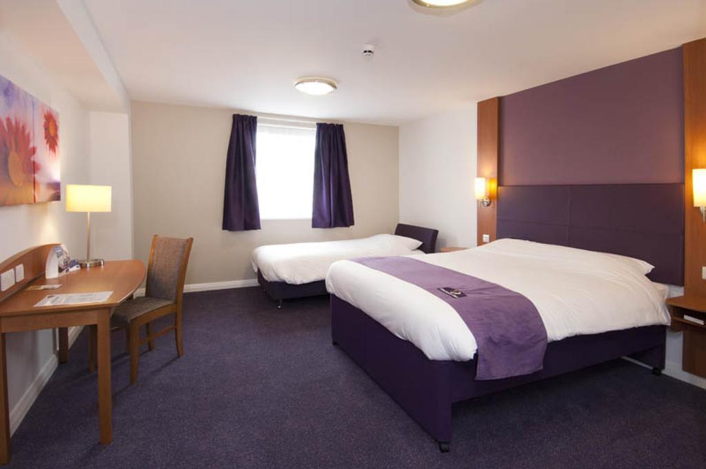 Hilton Garden Inn Abingdon Oxford Exterior photo